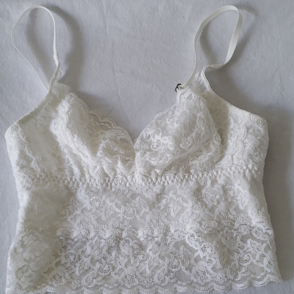 Tops - Picture 3 of 5